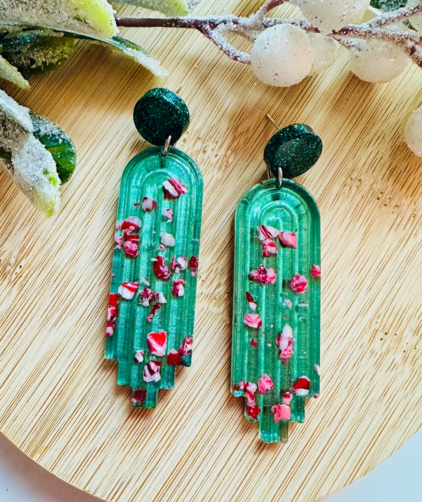 Emerald Peppermint Cascade Drops